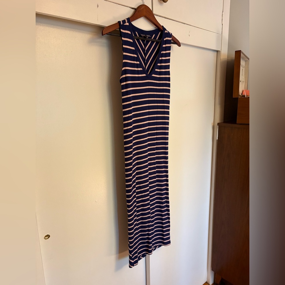 A Pea in the Pod Navy and Pink Maternity Dress